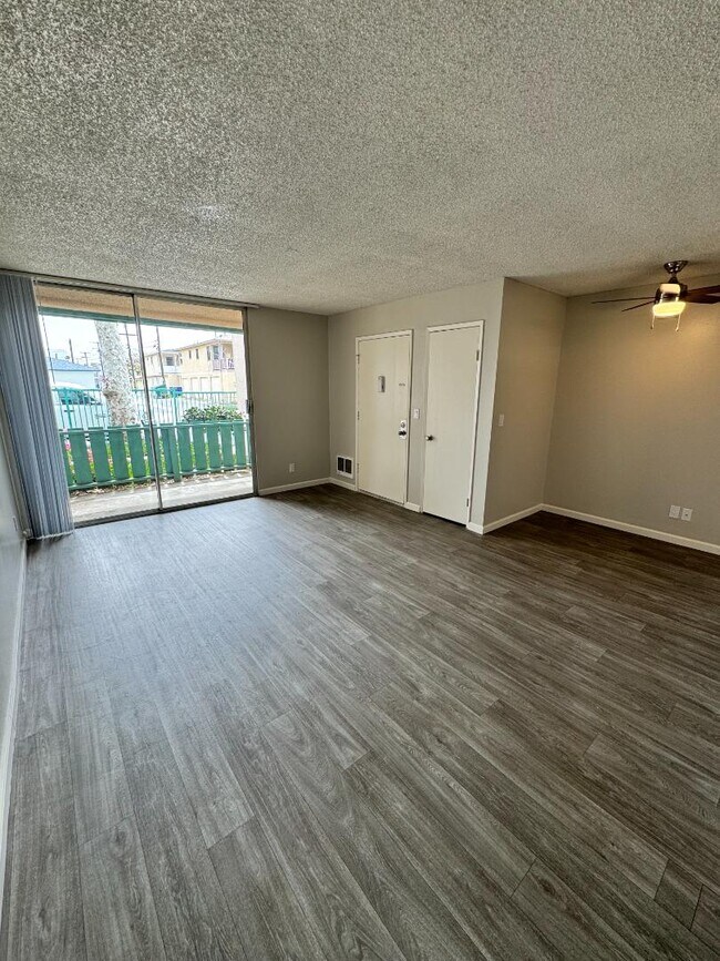 Foto del edificio - 450 Morse St