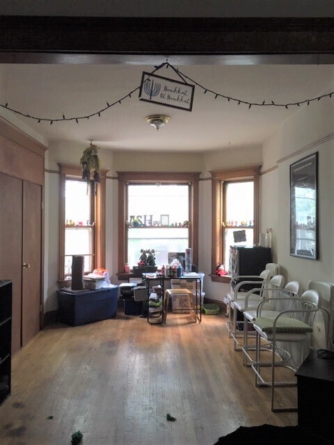 Foto del edificio - 3716 N Paulina St