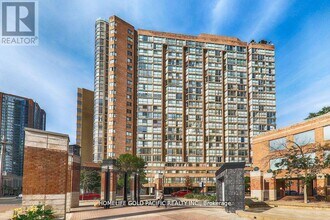 Building Photo - 1055 Bay St.