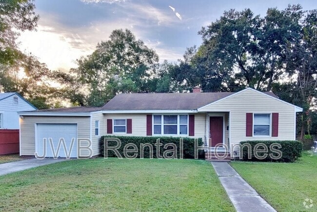 Building Photo - 1262 Wainwright Dr