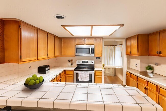 Foto del edificio - 1569 Fairway Green Cir