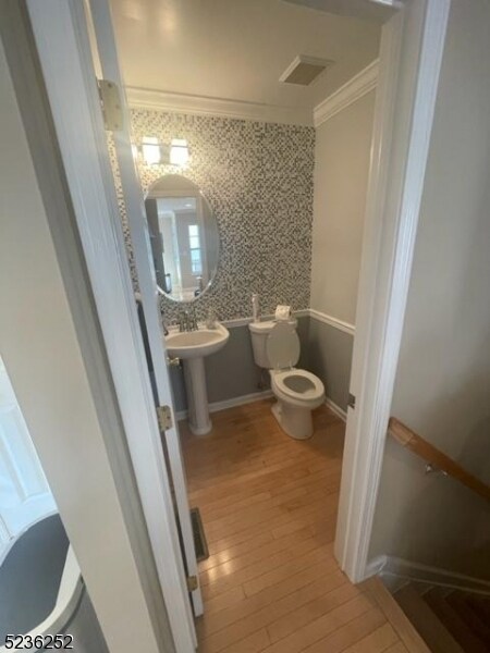 Building Photo - 107 Mountainside Dr