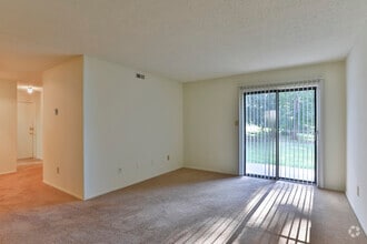 Interior Photo - Bent Oak Apartments