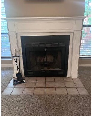 Foto del edificio - 213 Riverstone Ct