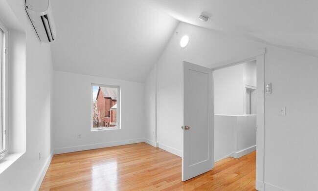Foto del edificio - 140 Prospect St