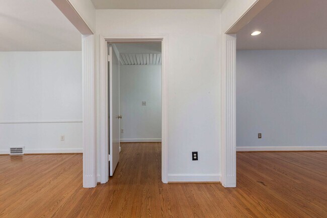 Foto del edificio - 4225 Rudy Lane (Saint Matthews)