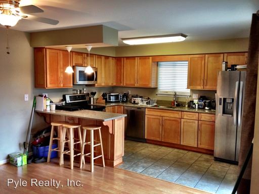 Building Photo - 533 Marsh Duck Way