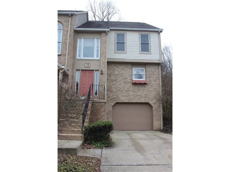 Foto principal - Amazing Cranberry Twp Townhome