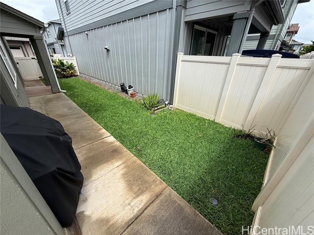 Building Photo - 91-1160-1160 Kamakana St