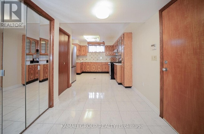 Photo du bâtiment - 38 Spruce Ave