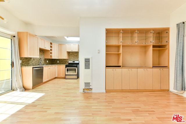 Building Photo - 420 Altair Pl