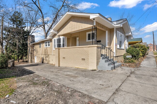 Foto del edificio - 2120 Pike Rd