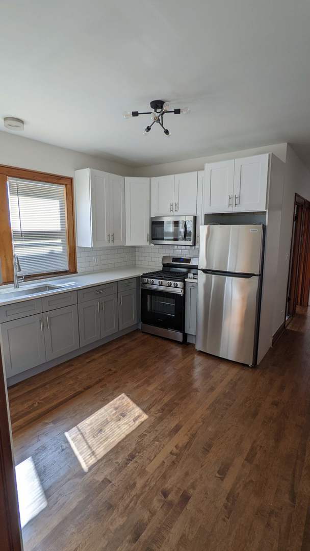 Foto del edificio - 2241 Elmwood Ave