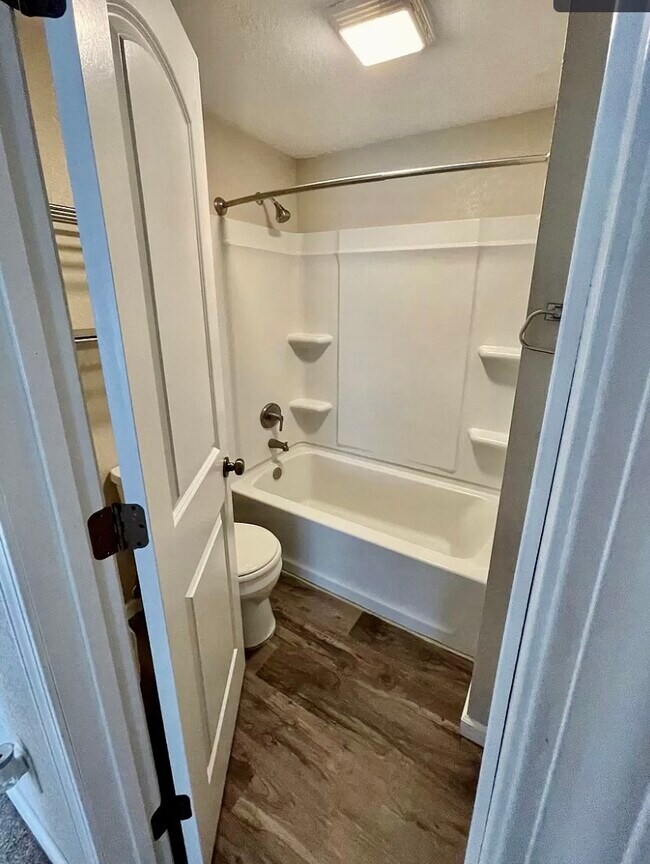 111 Madison Ave NW Unit 5, Eyota, MN 55934 Apartments in Eyota, MN