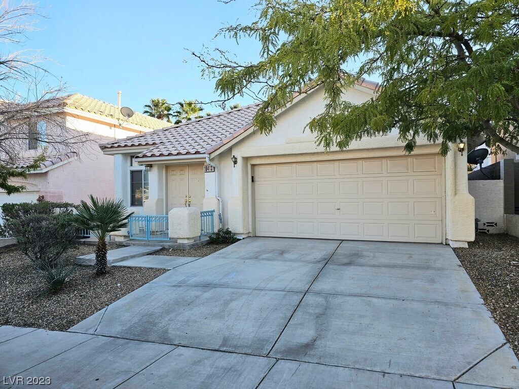 Primary Photo - 10413 Hunters Meadow Ave