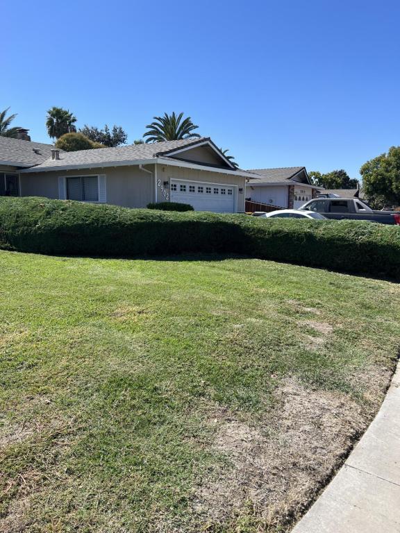 Building Photo - 2902 Litchfield Dr