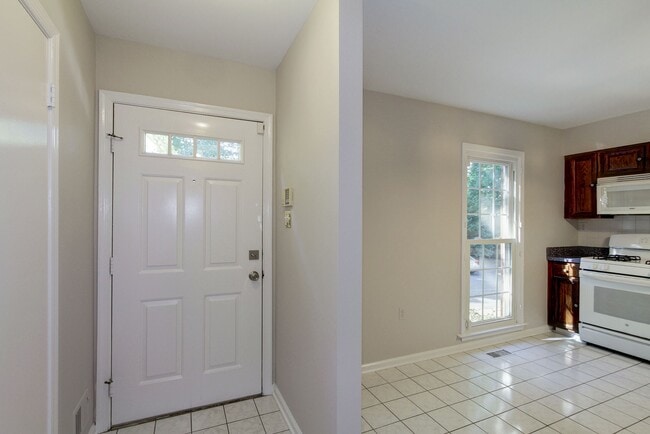Building Photo - 11906 Shagbark Dr