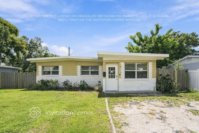 Building Photo - 5620 86th Ave