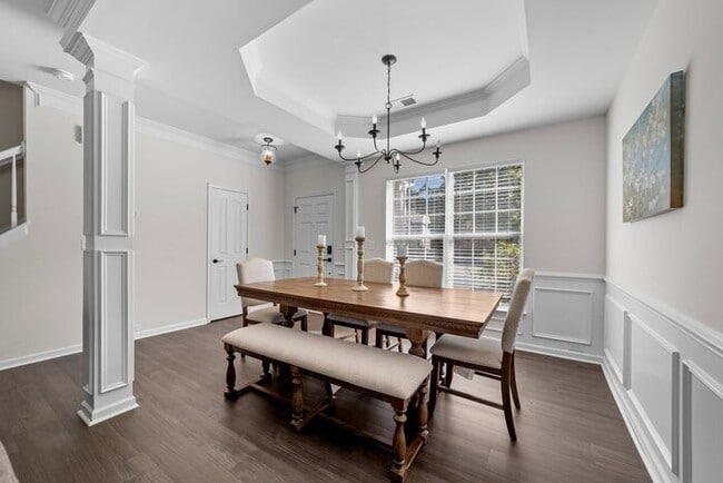 Photo - "Charming 3-Bedroom Home Minutes from Caro...