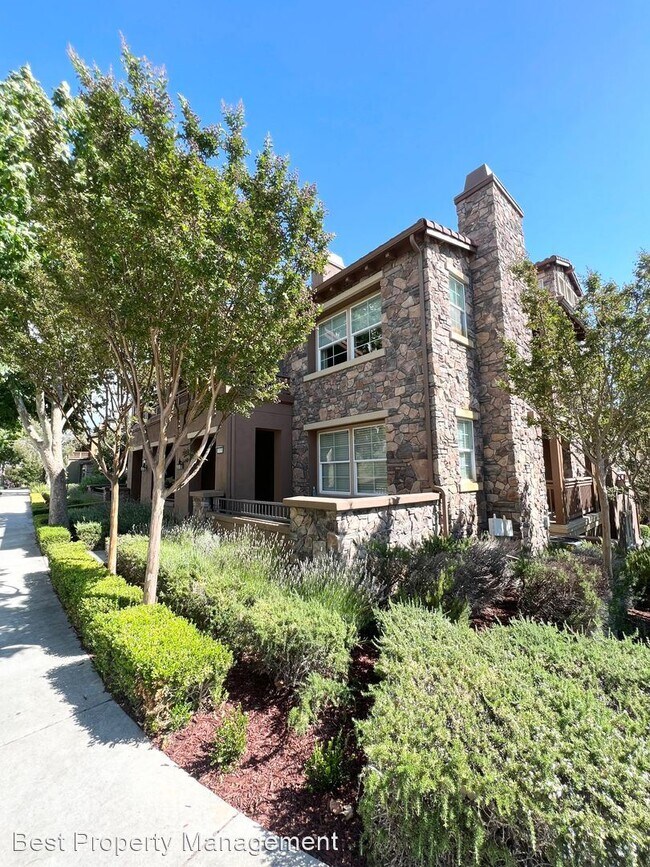 Building Photo - 3 br, 2.5 bath House - 3538 Capoterra Way