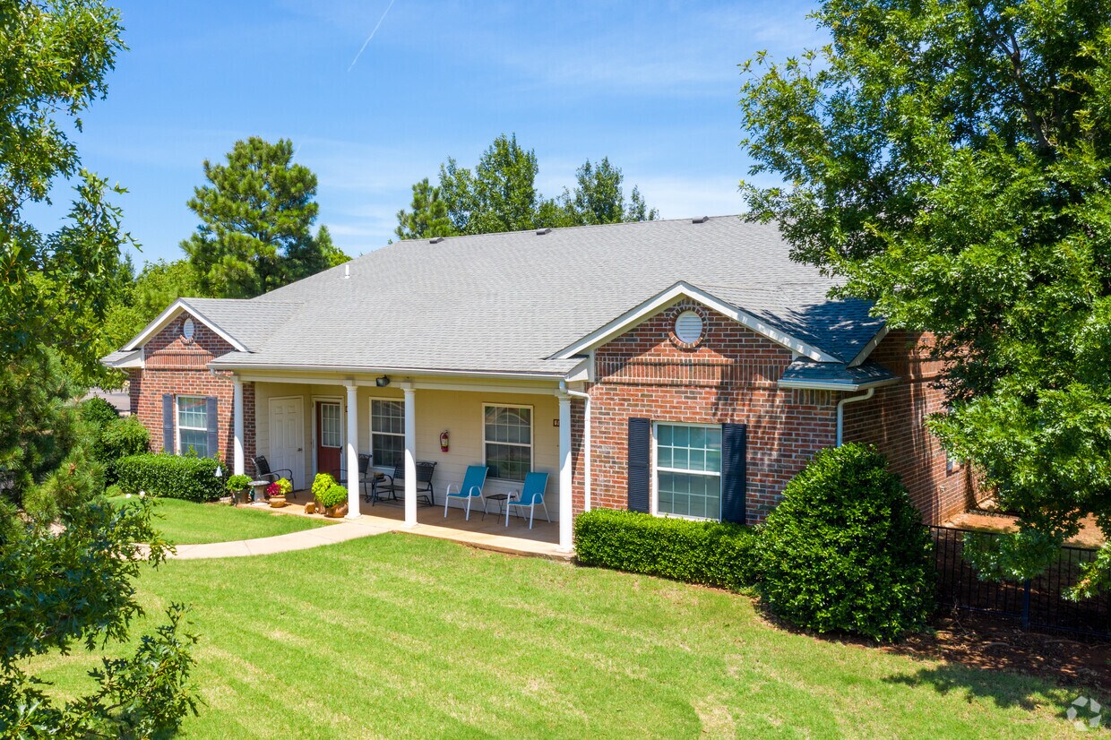 Creekside Village 25 Creek View Dr Edmond, OK