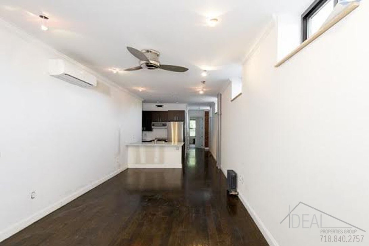 Foto principal - 299 Degraw St