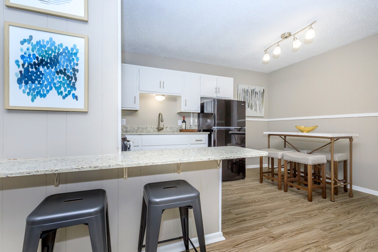 Oak Creek Apartments Apartments 5817 22nd St Lubbock, TX