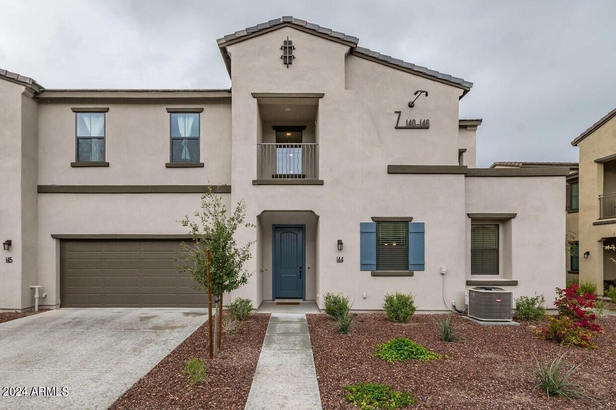 Foto principal - 3900 E Baseline Rd