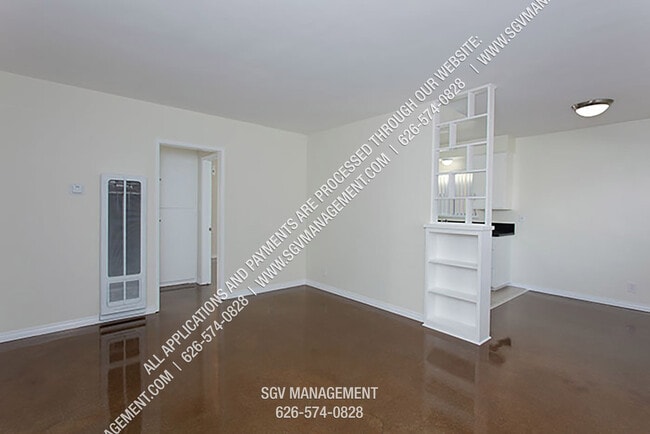 Foto del edificio - 364 E Badillo St