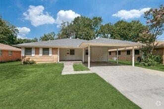Building Photo - 1815 Greendale Dr