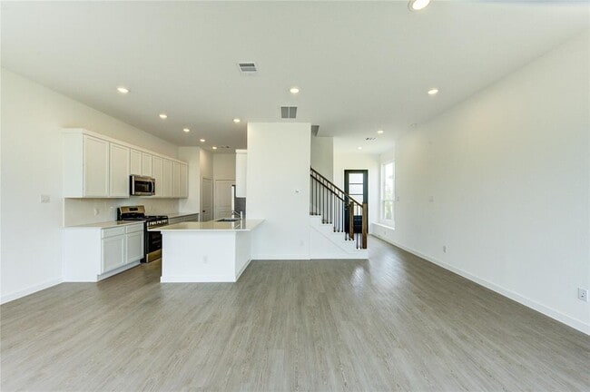 Building Photo - 12706 Maravillas Creek Dr