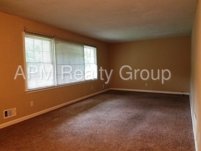 Building Photo - 1117 Corley St