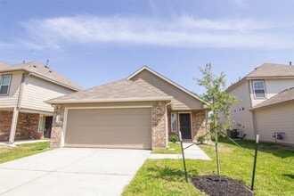 Building Photo - 24414 Borelli Dr