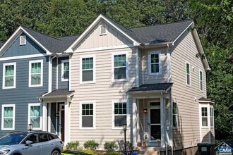 Building Photo - 126 Longwood Dr