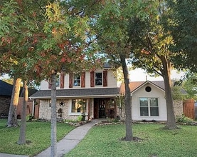 Building Photo - 1718 Clarendon Dr