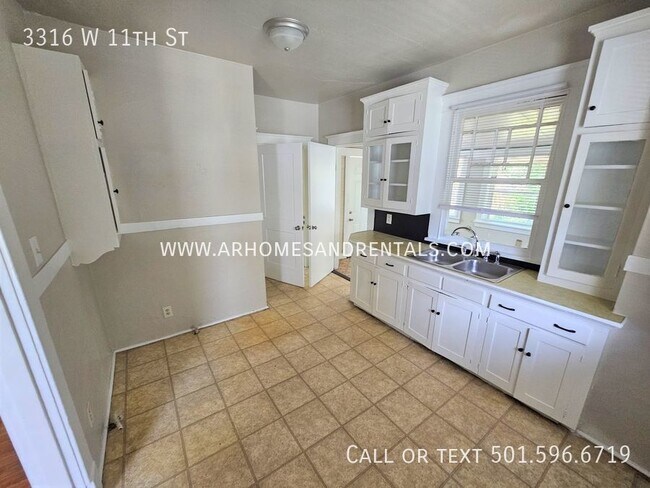 Foto del edificio - 3316 W 11th St