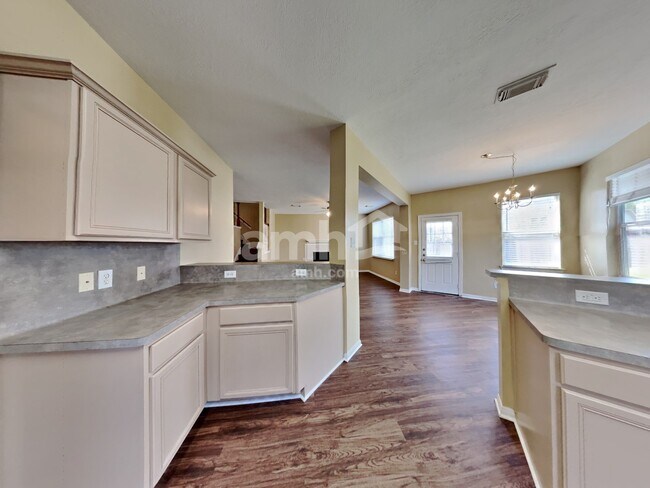 Foto del edificio - 9419 Stoneridge Canyon Ln