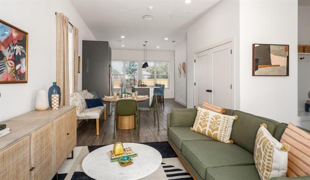 Foto del edificio - 2205 N Bonnie Brae St
