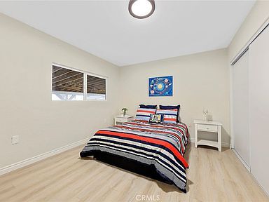 Building Photo - 833 Larimore Ave