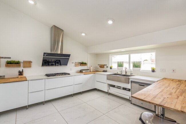 Foto del edificio - 3954 Keystone Ct