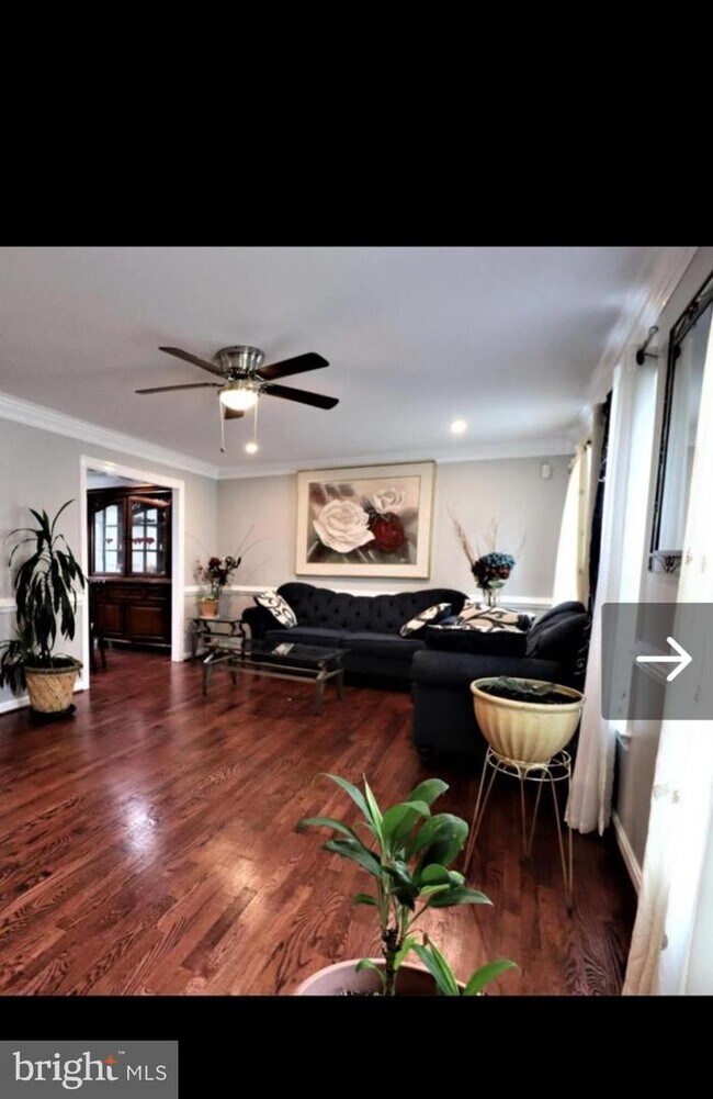Foto del edificio - 8005 Lake Pleasant Dr