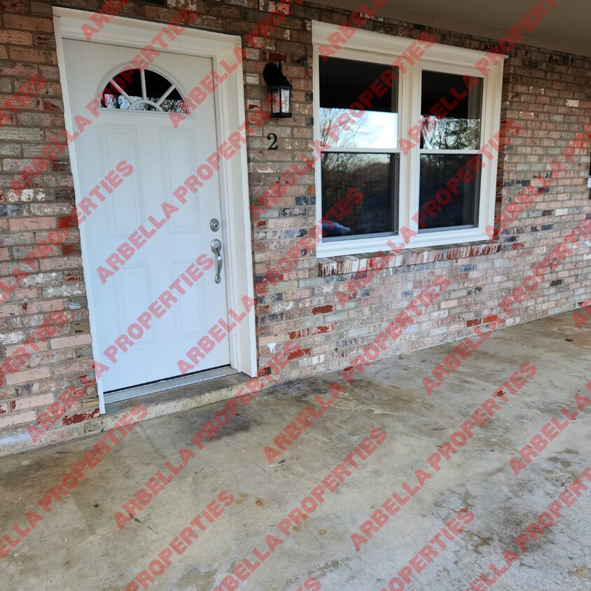 Foto principal - 189 Cedar Point Rd