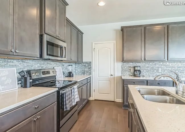 Building Photo - 7731 Cabrini Pl