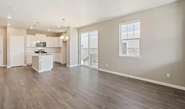 Foto del edificio - 21833 E 8th Ave