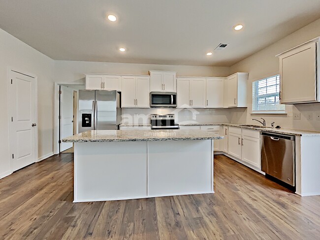 Building Photo - 1299 Kent Downs Ave SW