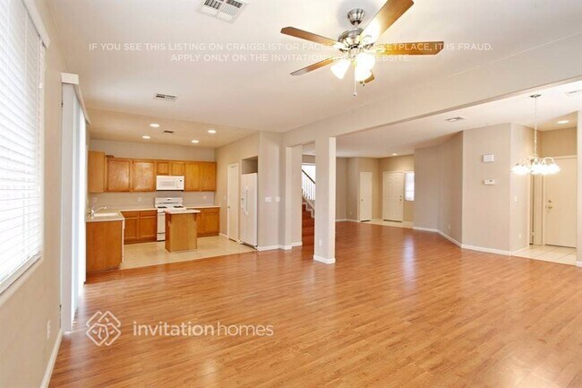 Foto del edificio - 6713 Petrified Forest St