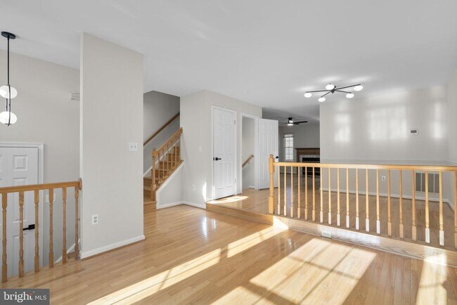 Foto del edificio - 18502 Clovercrest Cir