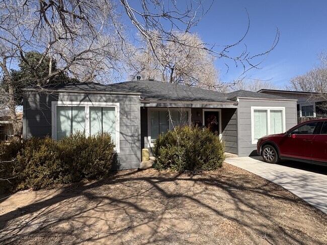 Foto del edificio - 2608 27th St