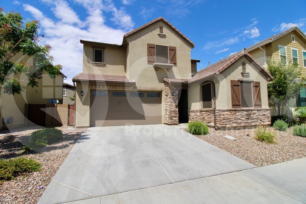Foto principal - 1026 E Weatherby Way