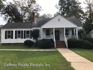 Primary Photo - 4 br, 3 bath House - 803 S. Limestone Street